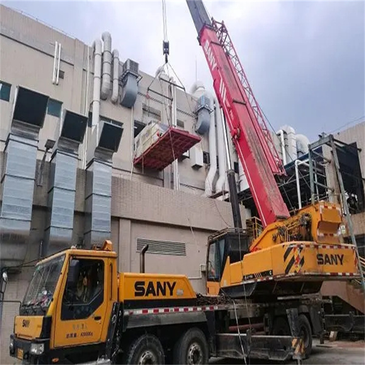 西华租赁大型汽车吊，助力工程项目高效进行