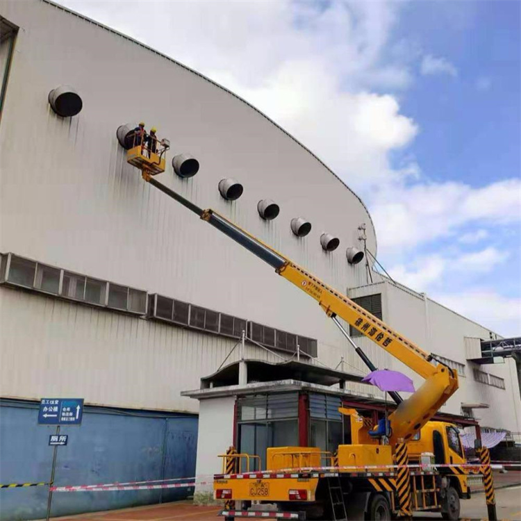 西华高空作业车出租服务：专业广告牌安装解决方案